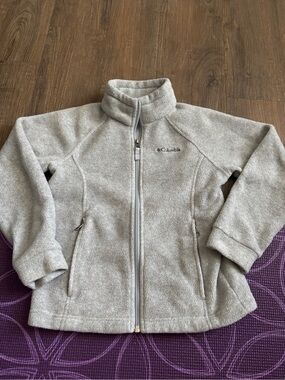Kids grey Columbia full zip up jacket size S